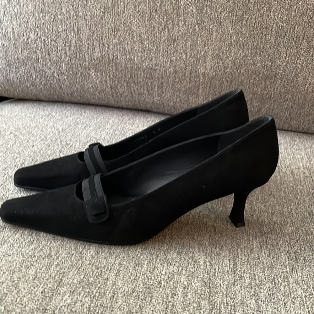 Like New Stuart Weitzman Heels
